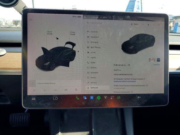 2022 TESLA MODEL 3