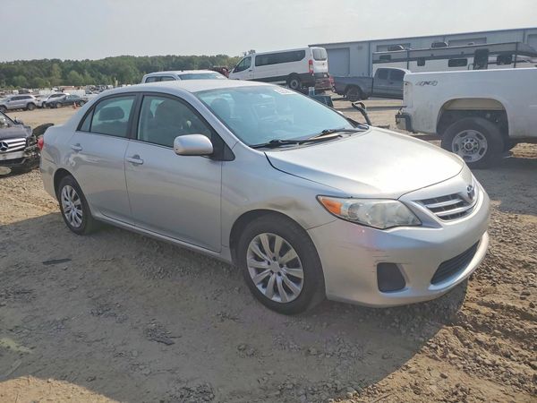 2013 TOYOTA COROLLA