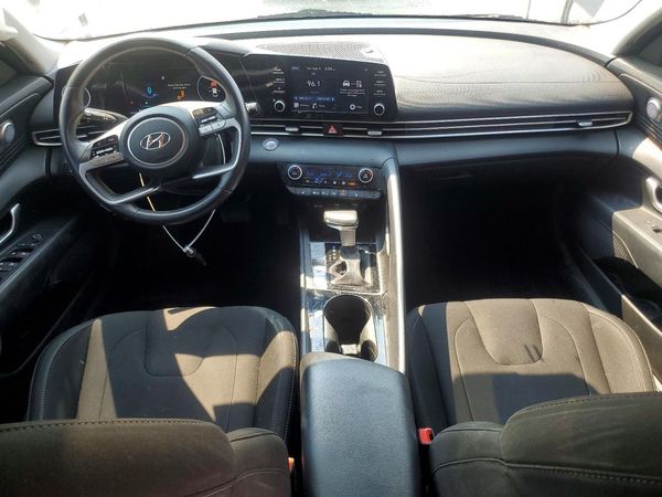 2021 HYUNDAI ELANTRA SEL w/ Convenience Pkg