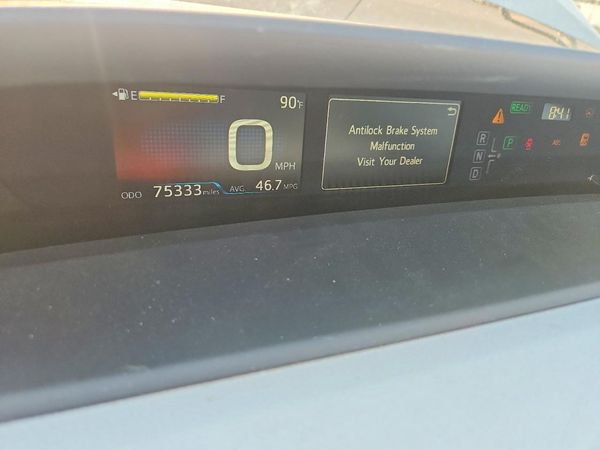 2017 TOYOTA PRIUS