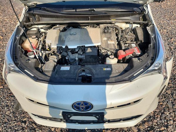 2017 TOYOTA PRIUS