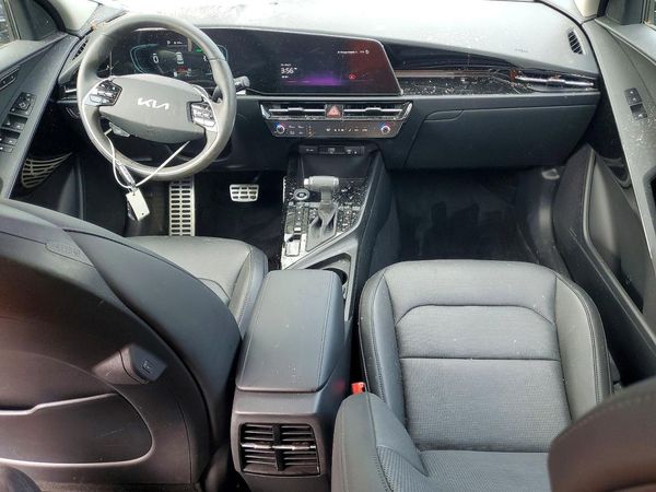 2025 KIA NIRO