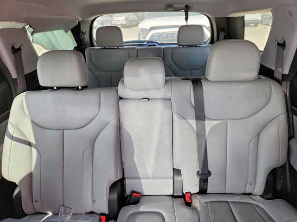2021 HYUNDAI PALISADE SEL w/ Premium Pkg