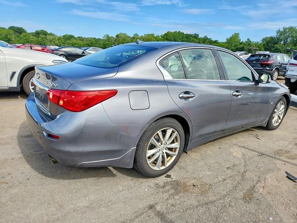 2017 INFINITI Q50