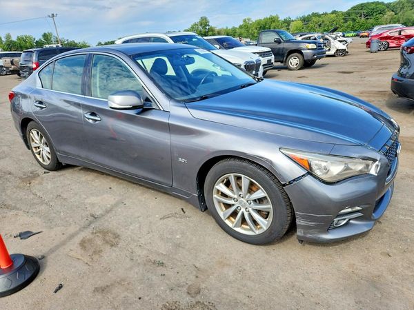 2017 INFINITI Q50