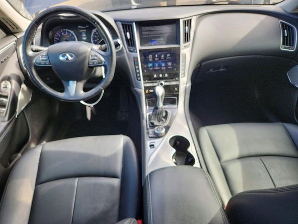 2017 INFINITI Q50