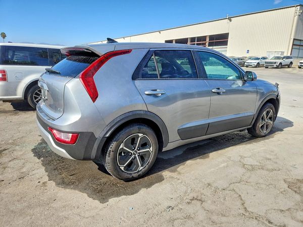 2026 KIA NIRO LX