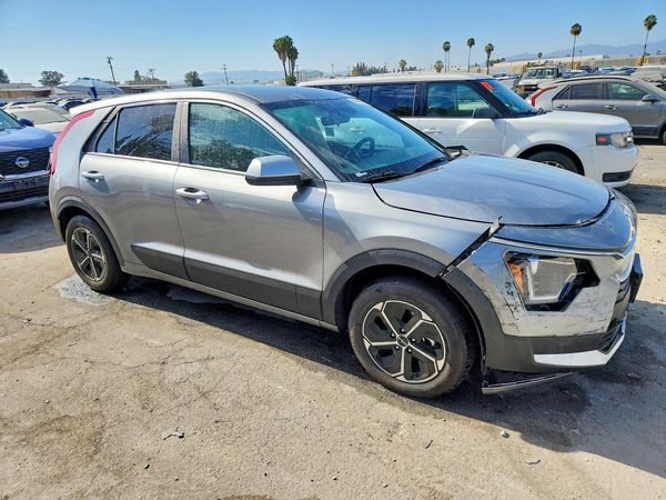 2026 KIA NIRO LX