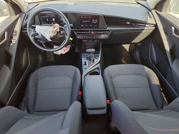 2026 KIA NIRO LX