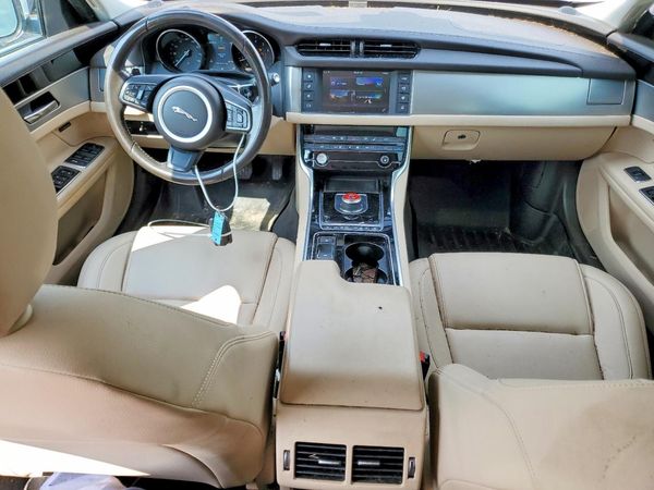 2017 JAGUAR XF Premium