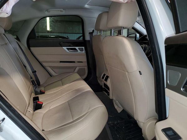 2017 JAGUAR XF Premium