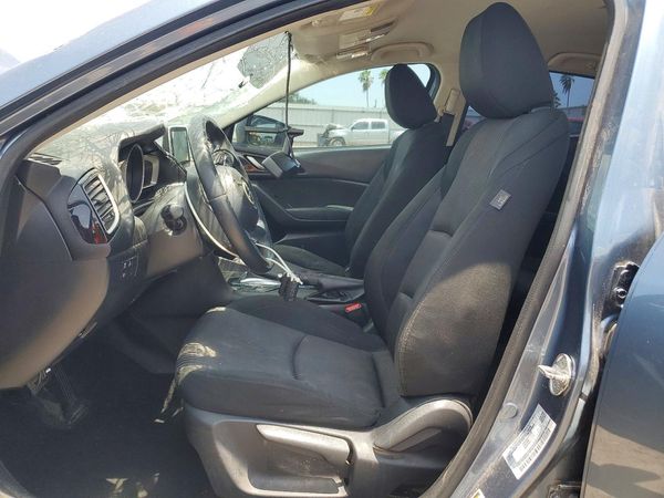 2015 MAZDA 3 Touring/GS