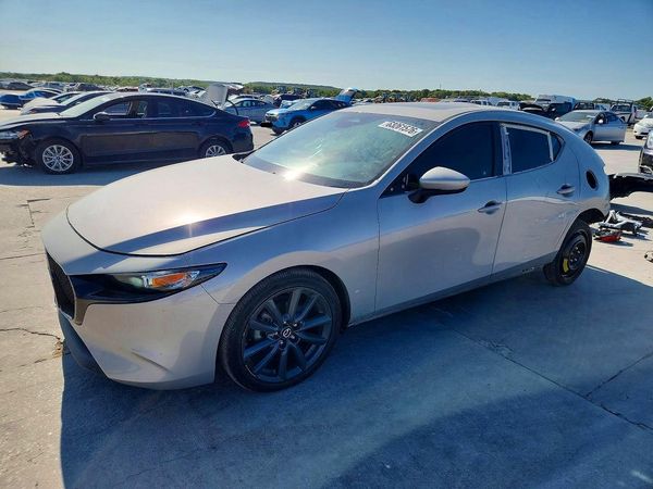 2024 MAZDA 3 Preferred Package