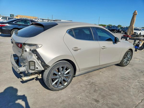 2024 MAZDA 3 Preferred Package