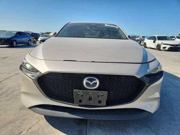 2024 MAZDA 3 Preferred Package