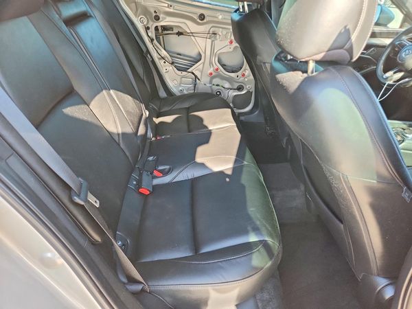 2024 MAZDA 3 Preferred Package