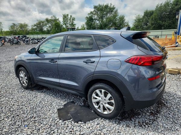 2021 HYUNDAI TUCSON SE