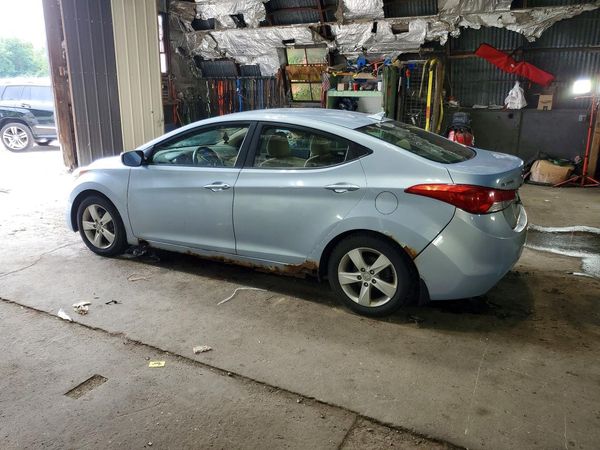 2012 HYUNDAI ELANTRA
