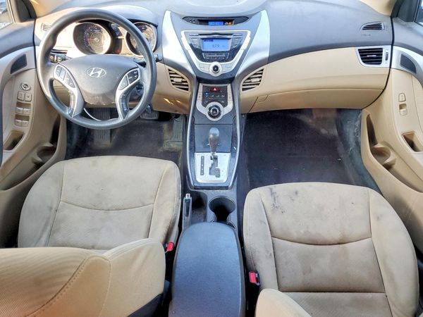 2012 HYUNDAI ELANTRA