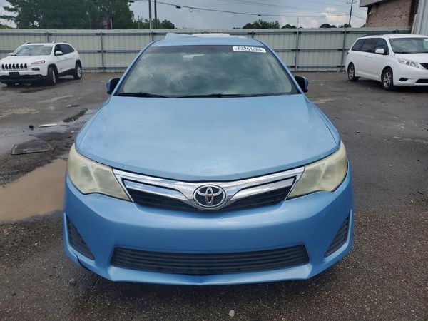 2013 TOYOTA CAMRY