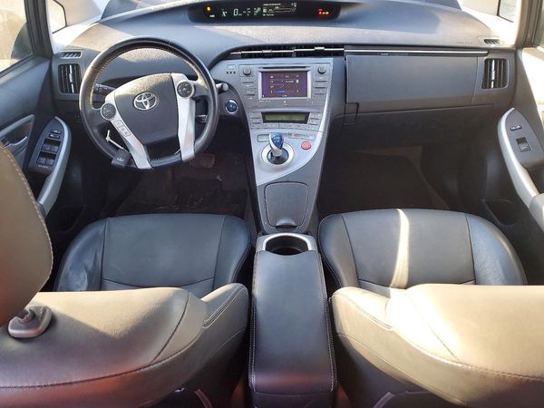 2012 TOYOTA PRIUS