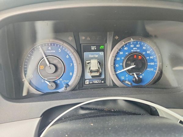 2018 TOYOTA SIENNA
