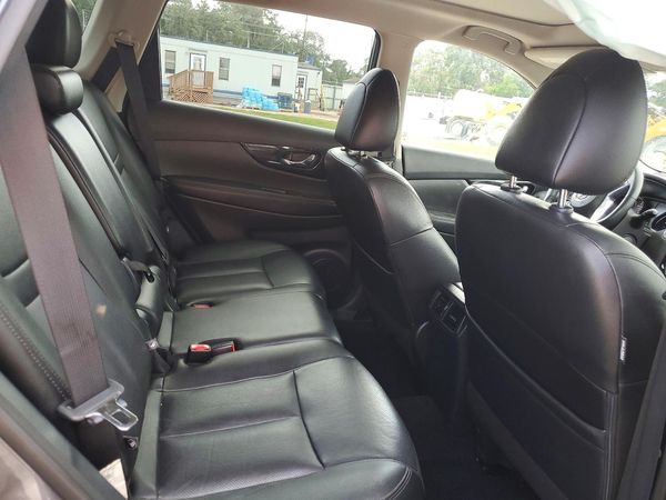 2019 NISSAN ROGUE