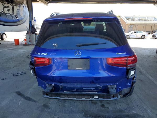 2020 MERCEDES-BENZ GLB GLB250-4M