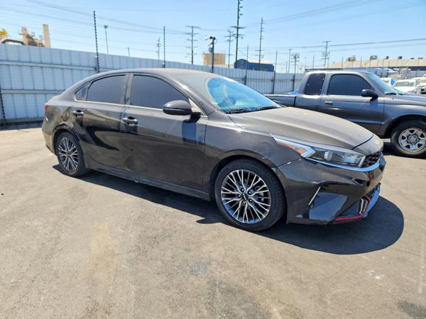 2024 KIA FORTE