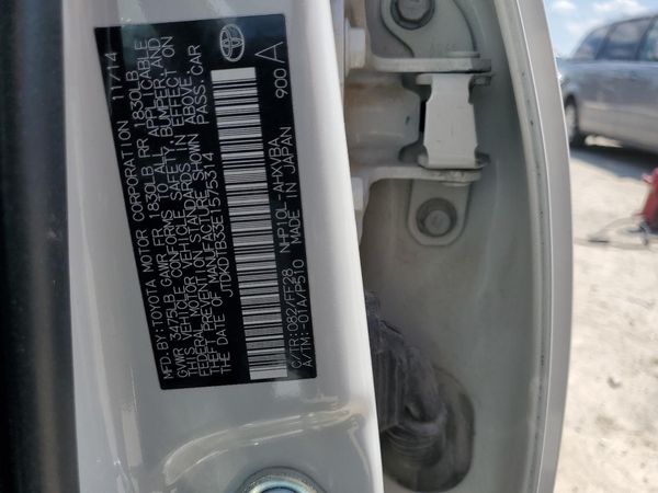 2014 TOYOTA PRIUS — VINS