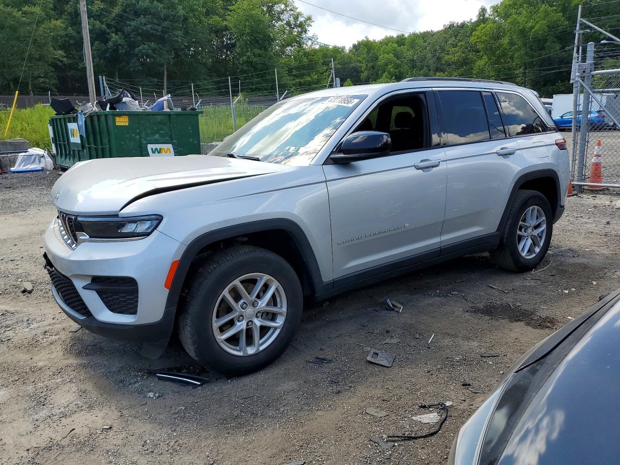 2024 JEEP GRAND CHEROKEE LAREDO 4X4