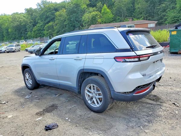 2024 JEEP GRAND CHEROKEE LAREDO 4X4