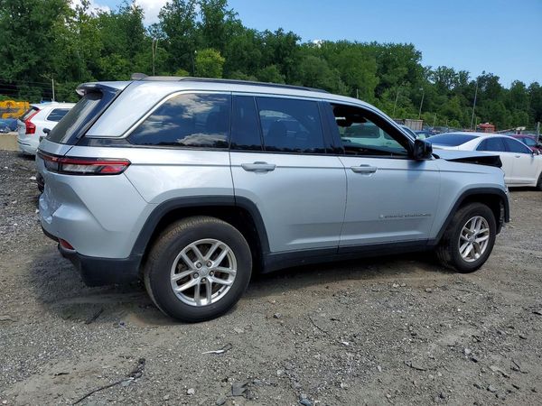 2024 JEEP GRAND CHEROKEE LAREDO 4X4