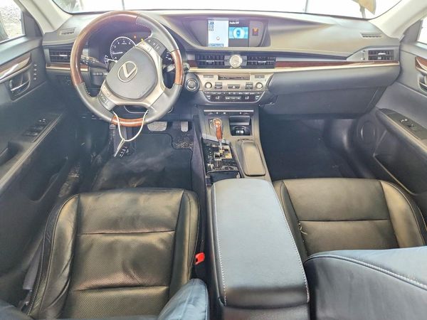 2013 LEXUS ES