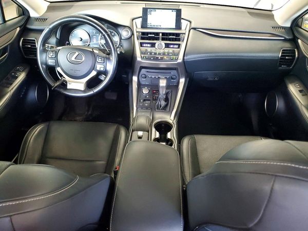 2015 LEXUS NX 200t Luxury