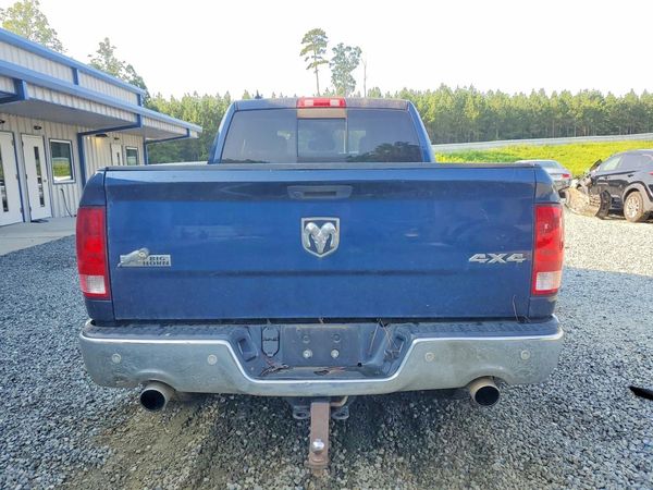 2019 RAM 1500 CLASSIC SLT