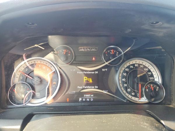 2019 RAM 1500 CLASSIC SLT