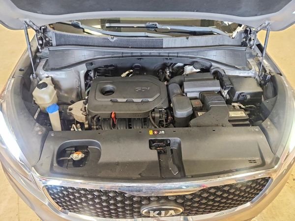 2018 KIA SORENTO L, LX
