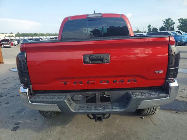 2018 TOYOTA TACOMA