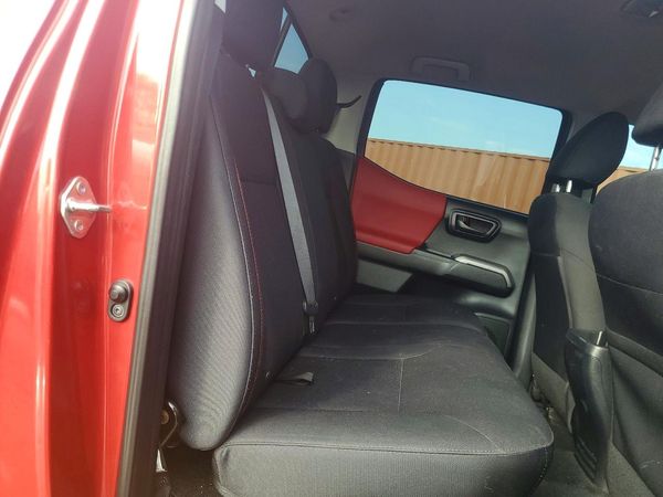 2018 TOYOTA TACOMA
