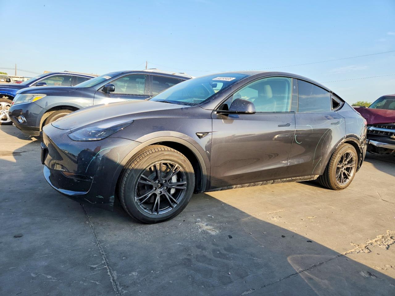 2025 TESLA MODEL Y