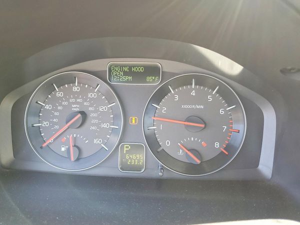 2013 VOLVO C30