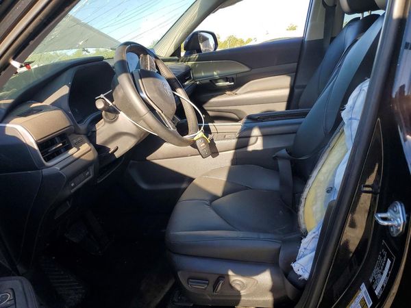 2025 TOYOTA GRAND HIGHLANDER