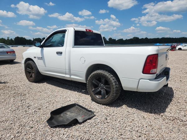2014 RAM 1500 ST