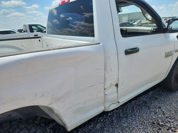 2014 RAM 1500 ST