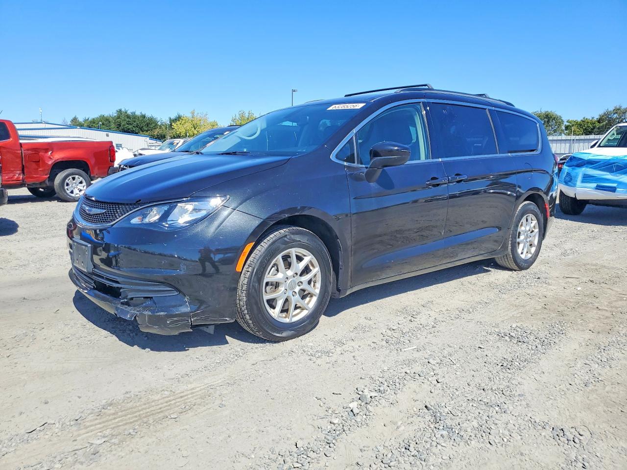 2020 CHRYSLER VOYAGER LXI