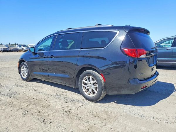 2020 CHRYSLER VOYAGER LXI