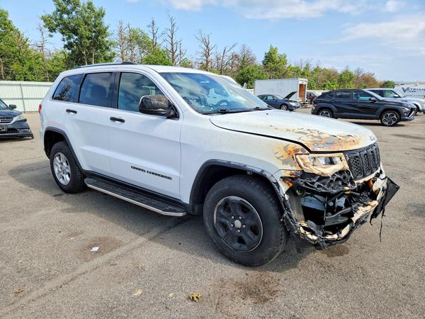 2017 JEEP GRAND CHEROKEE LAREDO 4X4