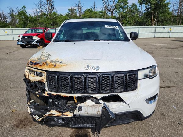 2017 JEEP GRAND CHEROKEE LAREDO 4X4