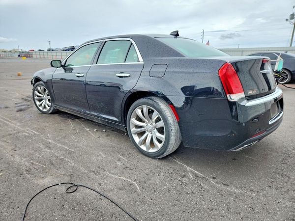 2018 CHRYSLER 300